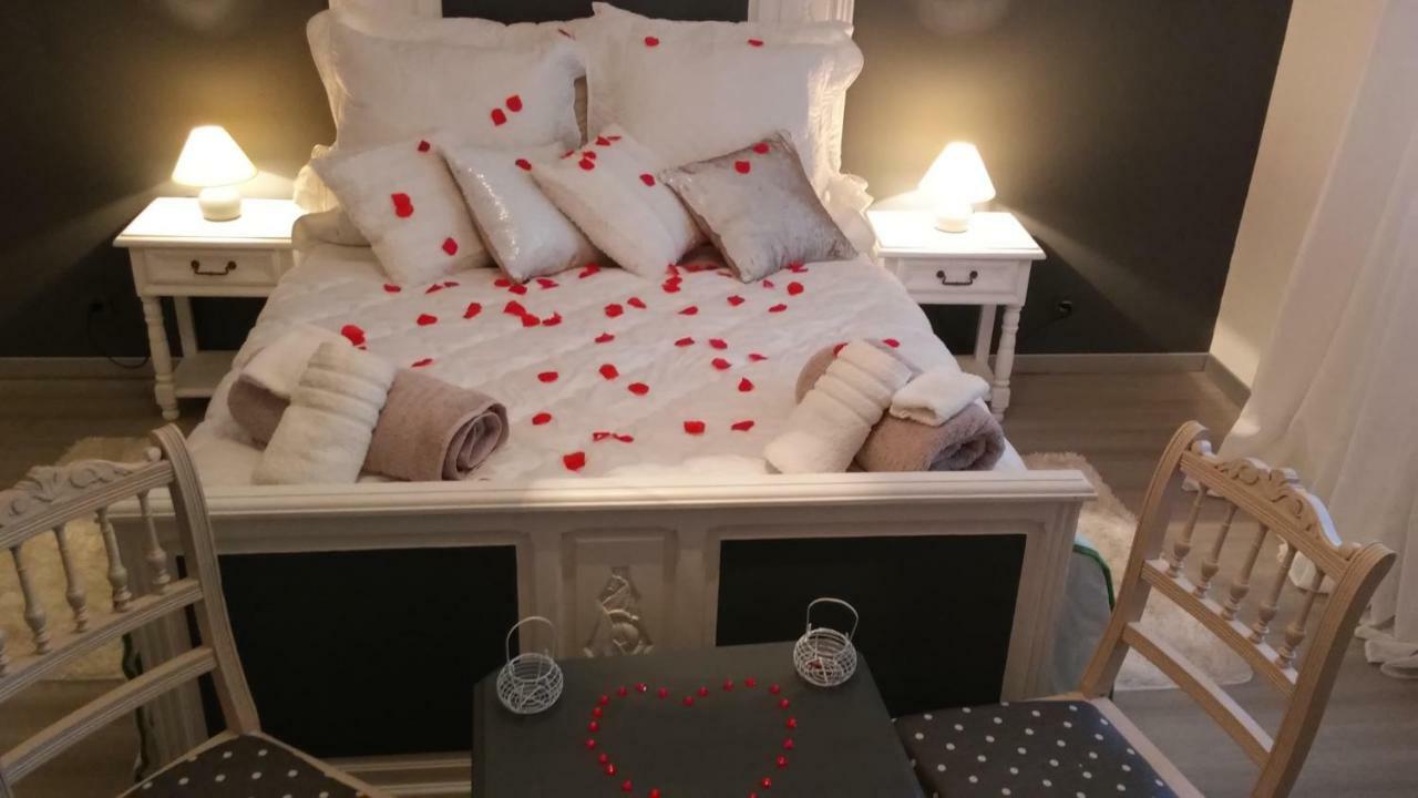 Bienvenue Chez Zina Hotel Vesoul Eksteriør billede