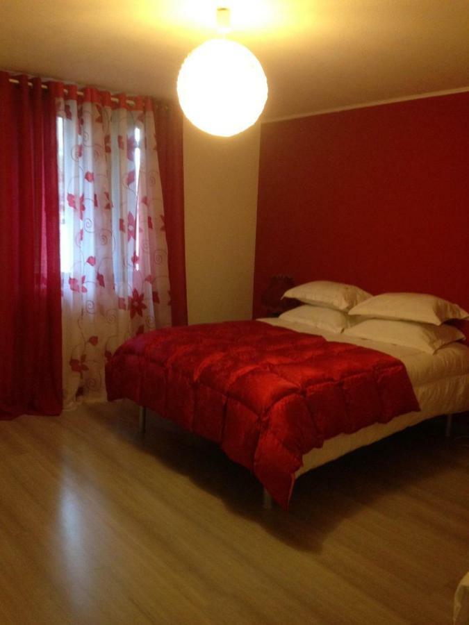 Bienvenue Chez Zina Hotel Vesoul Eksteriør billede